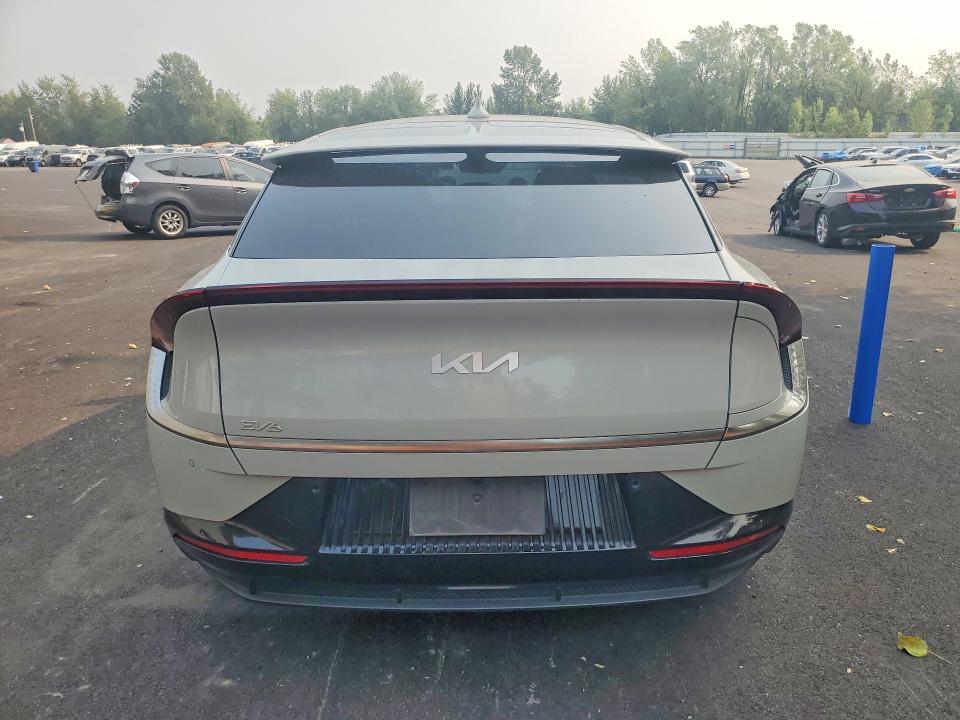 Фото 6 с аукциона – 2023 KIA EV6 с VIN KNDC34LA9P5607155