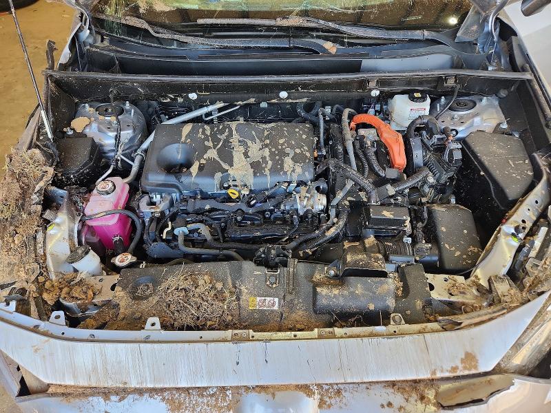 Photo 11 from auction – 2022 TOYOTA RAV4 with VIN JTM16RFV0ND058748