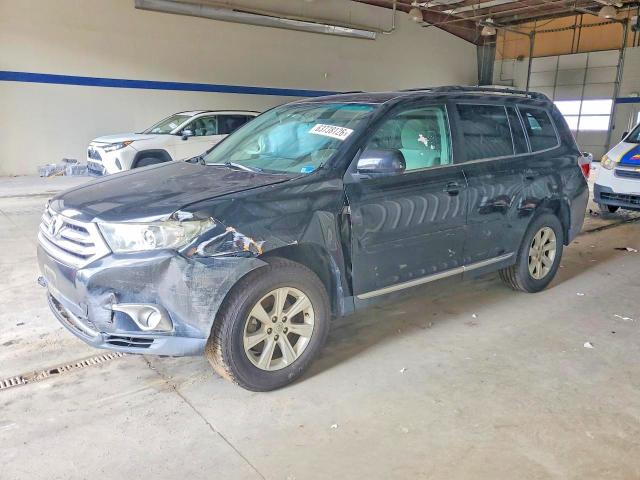TOYOTA HIGHLANDER 2013 with VIN 5TDBK3EHXDS206805 - Photo from auction