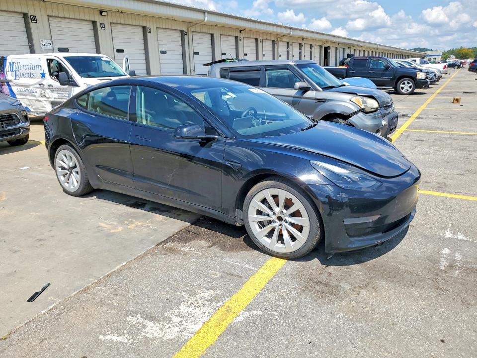 Photo 4 from auction – 2022 TESLA MODEL 3 with VIN 5YJ3E1EA4NF188889