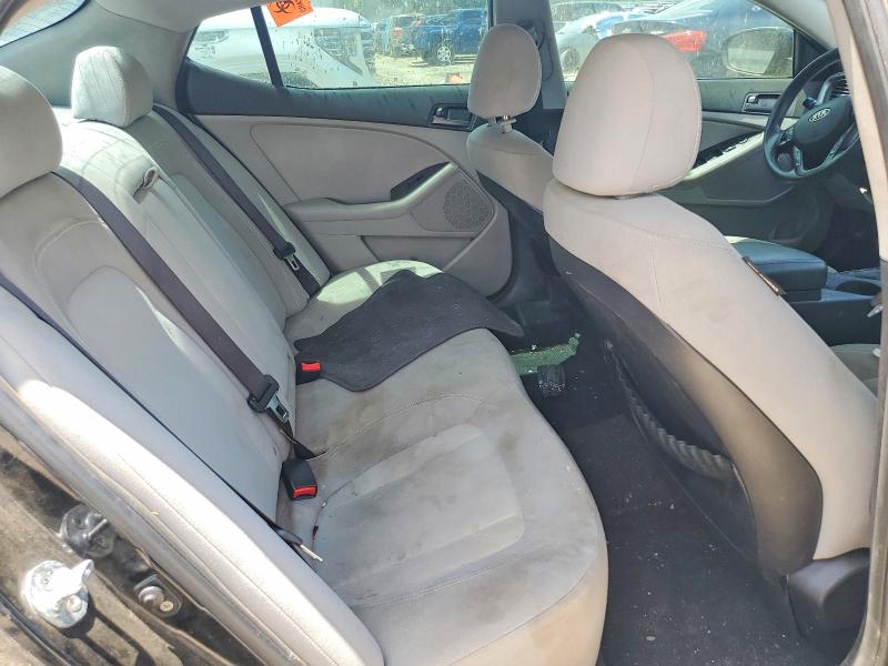 Photo 10 from auction – 2011 KIA OPTIMA with VIN KNAGM4A79B5136992