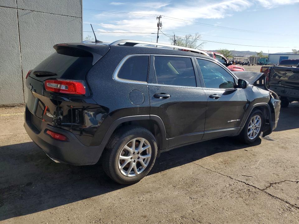Photo 3 from auction – 2017 JEEP CHEROKEE with VIN 1C4PJLCS0HW661031