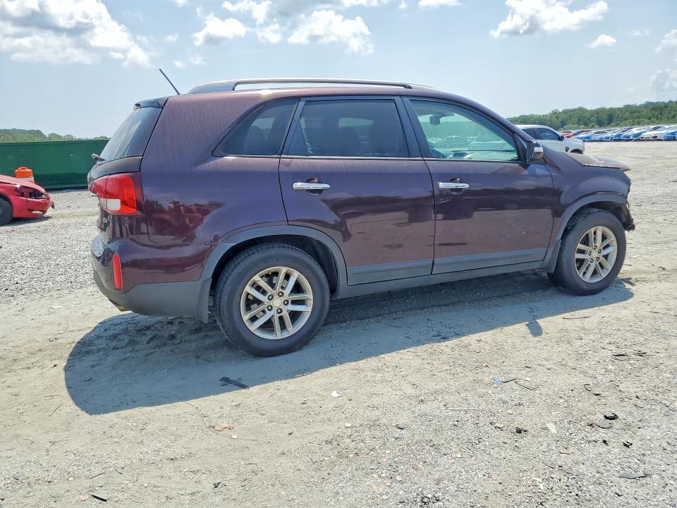 Photo 3 from auction – 2014 KIA SORENTO with VIN 5XYKT3A68EG506519