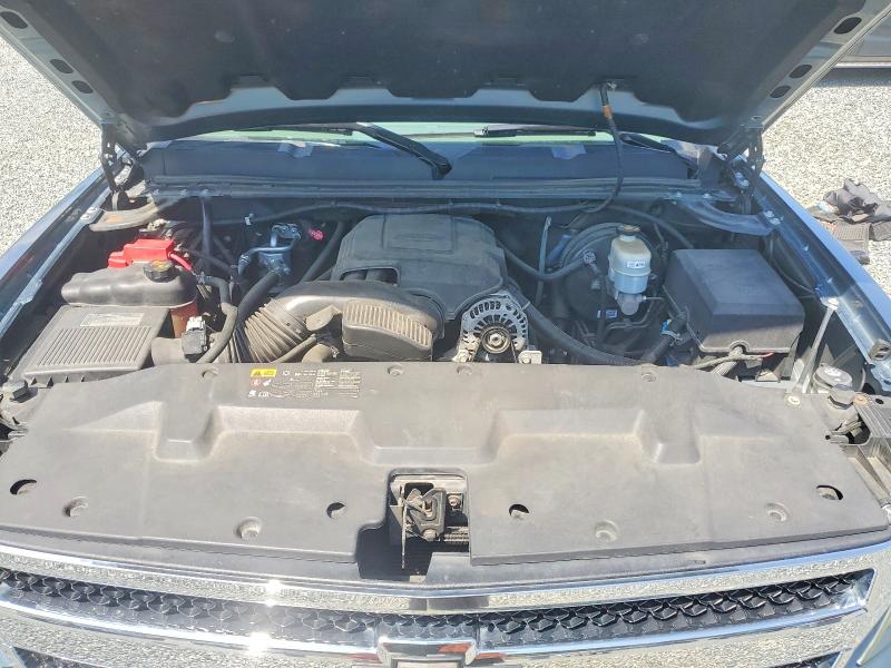 Photo 11 from auction – 2011 CHEVROLET SILVERADO with VIN 1GCRCREA0BZ440304
