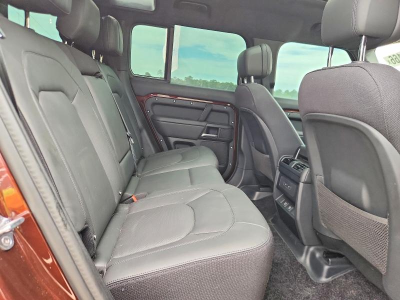 Photo 10 from auction – 2025 LAND ROVER DEFENDER with VIN SALEW7EU4S2414391