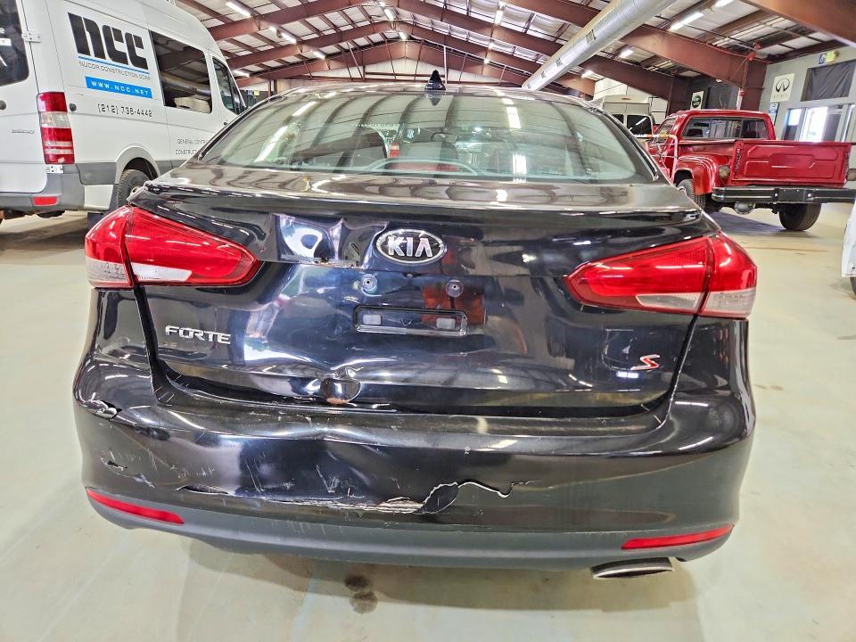 Photo 6 from auction – 2018 KIA FORTE with VIN 3KPFL4A77JE198203