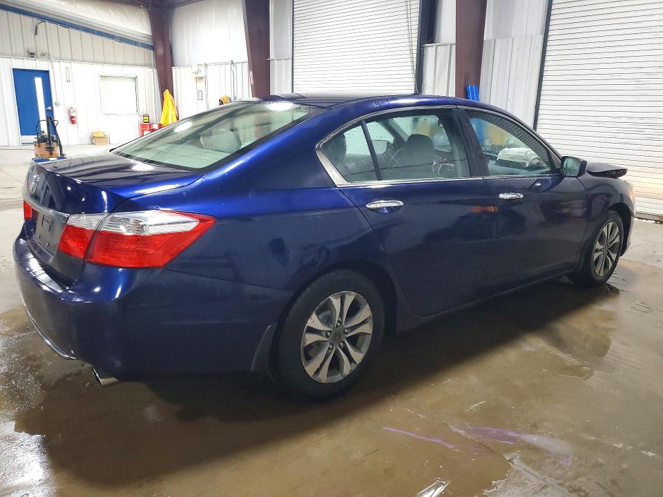 Photo 3 from auction – 2014 HONDA ACCORD with VIN 1HGCR2F32EA049073