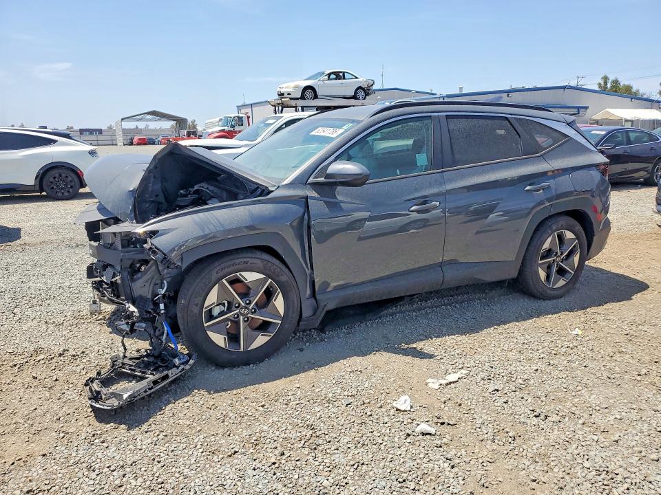 HYUNDAI TUCSON 2025 with VIN 5NMJB3DE9SH593446 - Photo from auction