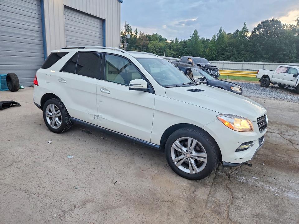 Photo 4 from auction – 2013 MERCEDES-BENZ ML with VIN 4JGDA5JB5DA165307