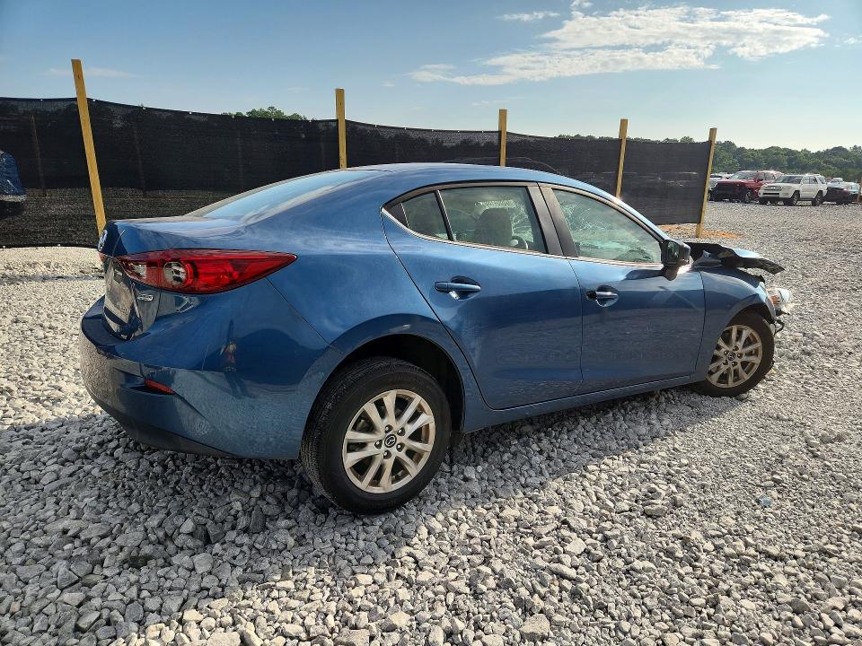 Photo 3 from auction – 2018 MAZDA 3 with VIN 3MZBN1U74JM201242