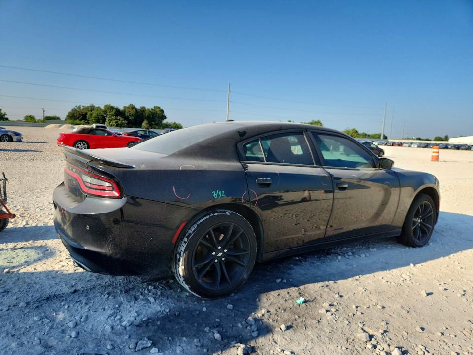 Photo 3 from auction – 2018 DODGE CHARGER with VIN 2C3CDXBG7JH273135