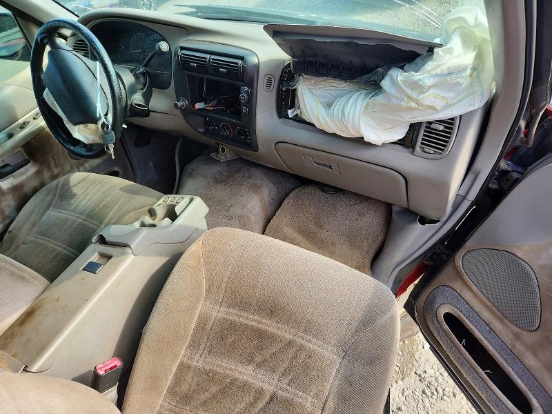 Photo 8 from auction – 1999 FORD EXPLORER with VIN 1FMYU22X4XUB45313