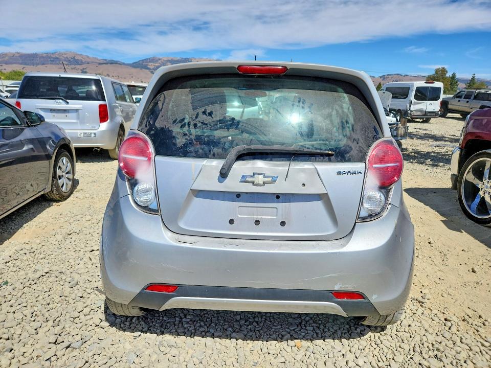 Photo 6 from auction – 2014 CHEVROLET SPARK with VIN KL8CD6S97EC533462