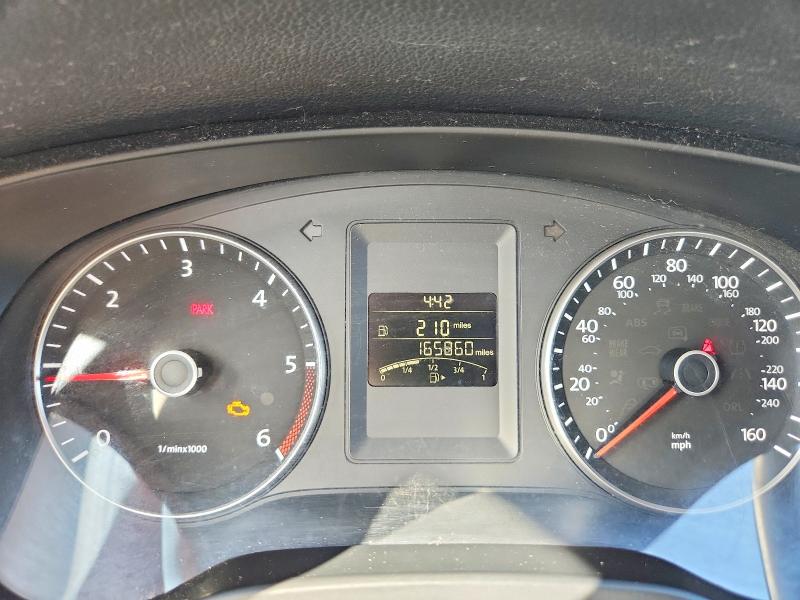 Photo 9 from auction – 2014 VOLKSWAGEN JETTA with VIN 3VW3L7AJ5EM301479