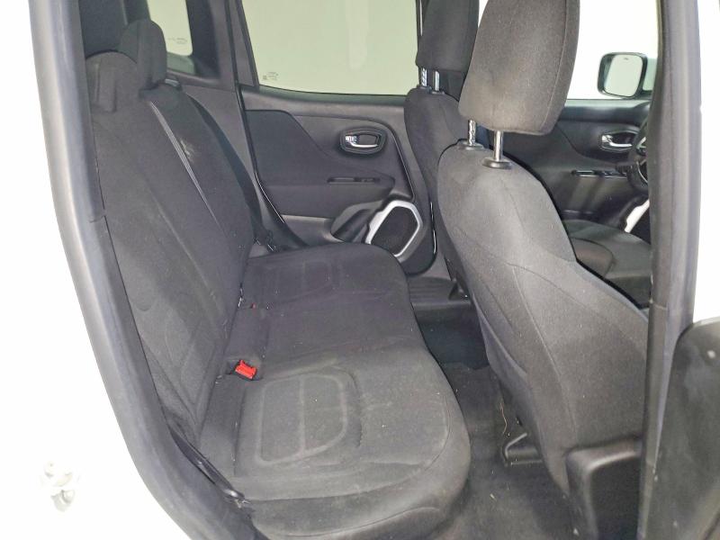 Photo 11 from auction – 2018 JEEP RENEGADE with VIN ZACCJABB3JPJ24495