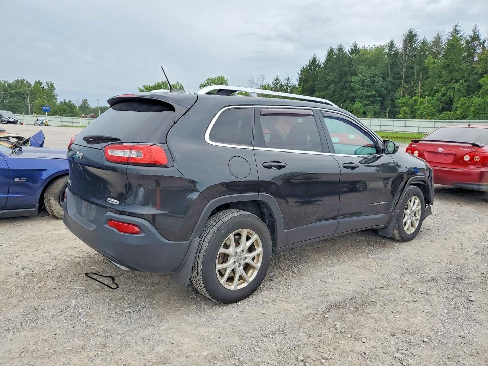 Photo 3 from auction – 2015 JEEP CHEROKEE with VIN 1C4PJMCS7FW614887