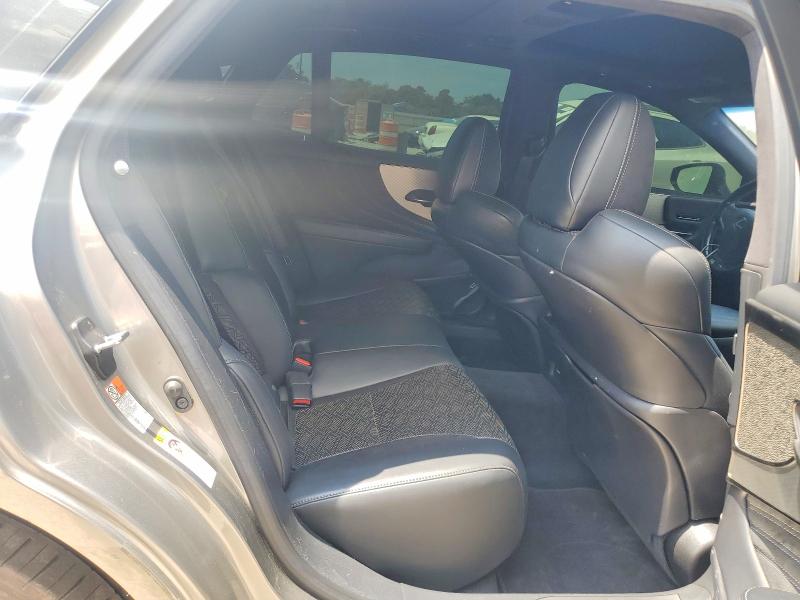 Photo 10 from auction – 2018 LEXUS LS 500 with VIN JTHB51FF5J5000364