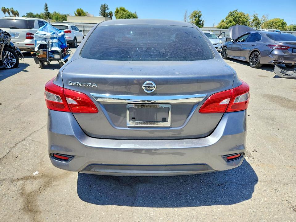 Photo 6 from auction – 2017 NISSAN SENTRA with VIN 3N1AB7AP9HY374680