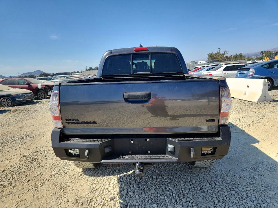 Photo 6 from auction – 2014 TOYOTA TACOMA with VIN 3TMLU4EN1EM142889
