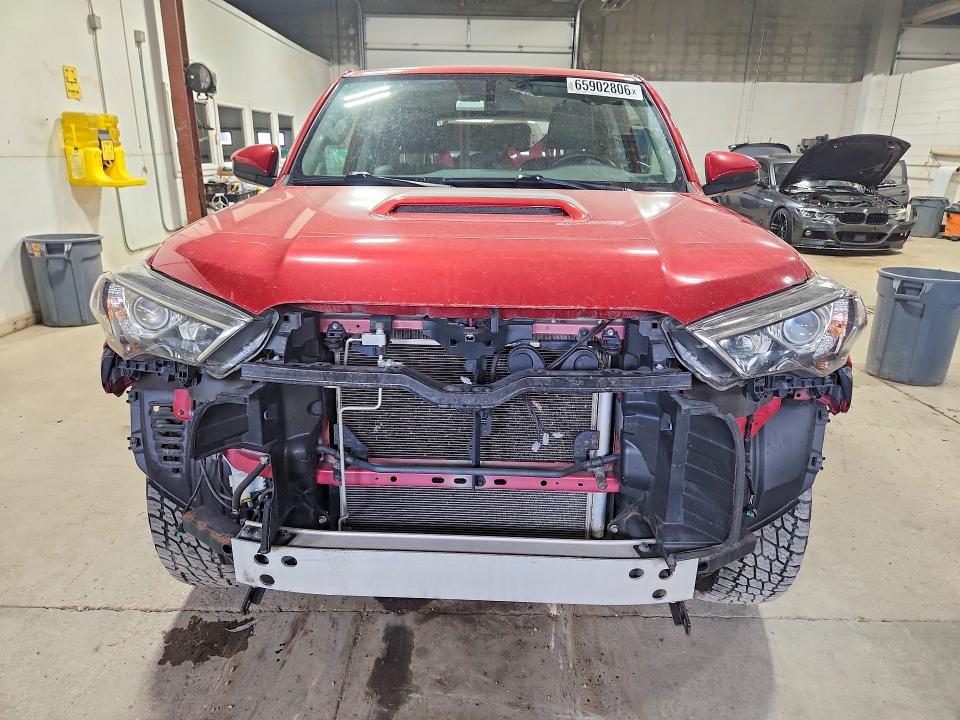 Photo 5 from auction – 2017 TOYOTA 4RUNNER with VIN JTEBU5JR5H5472938