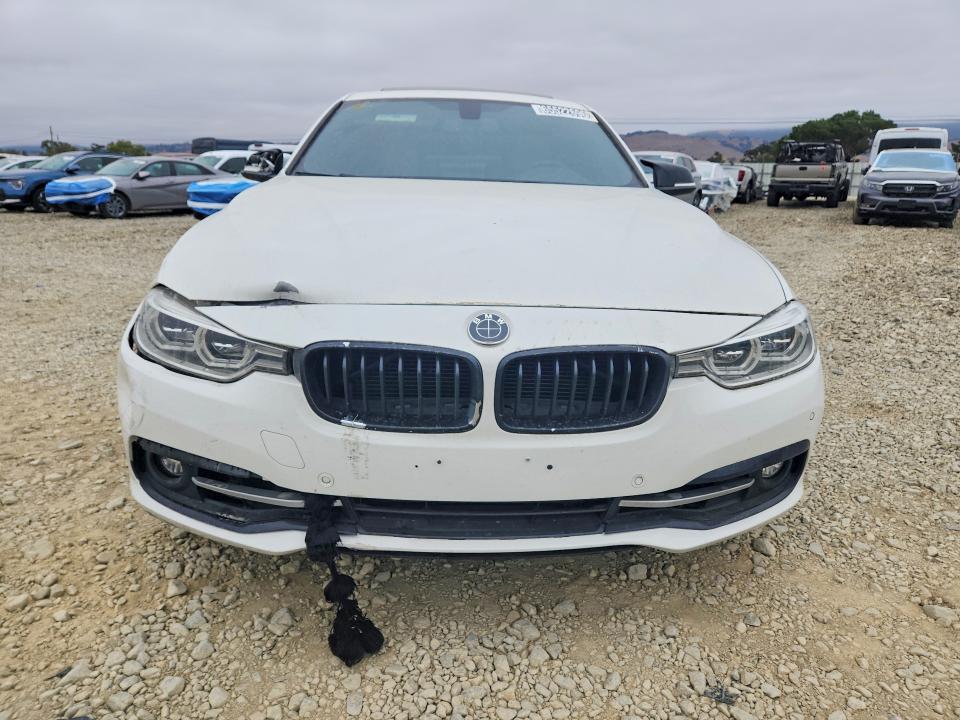 Photo 5 from auction – 2016 BMW 328 with VIN WBA8E3G54GNU02699