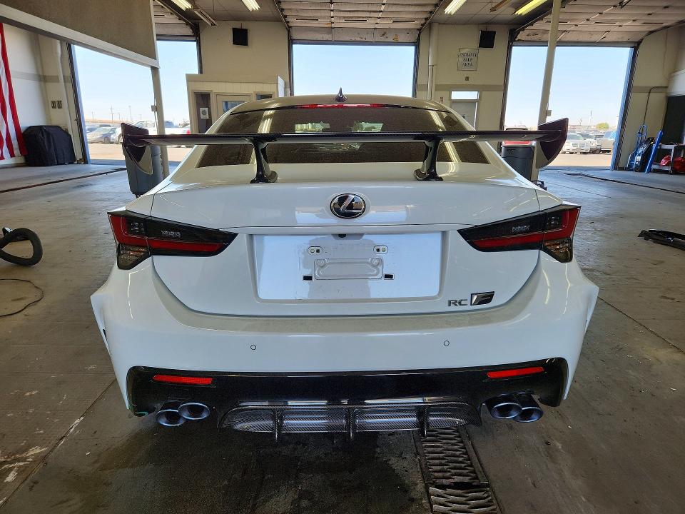 Photo 6 from auction – 2020 LEXUS RC-F with VIN JTHYP5BCXL5007689