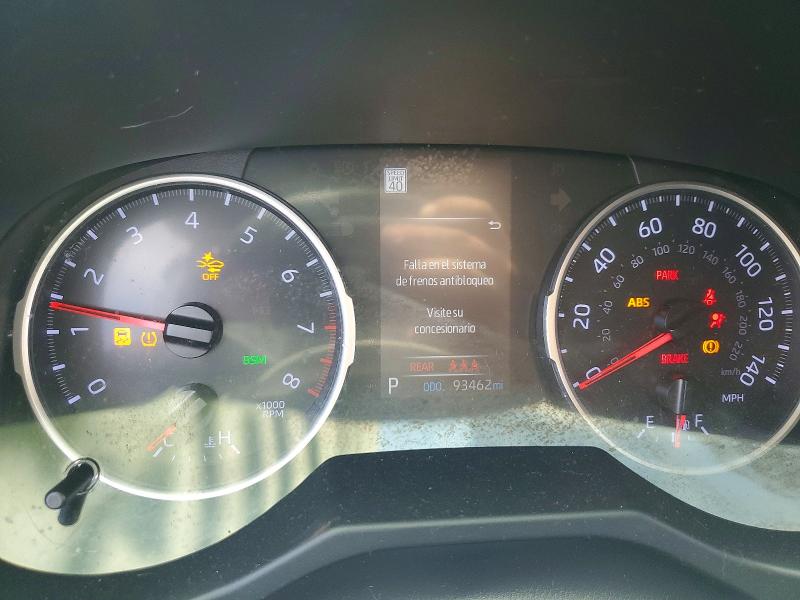 Photo 9 from auction – 2019 TOYOTA RAV4 with VIN JTMP1RFV7KD012063