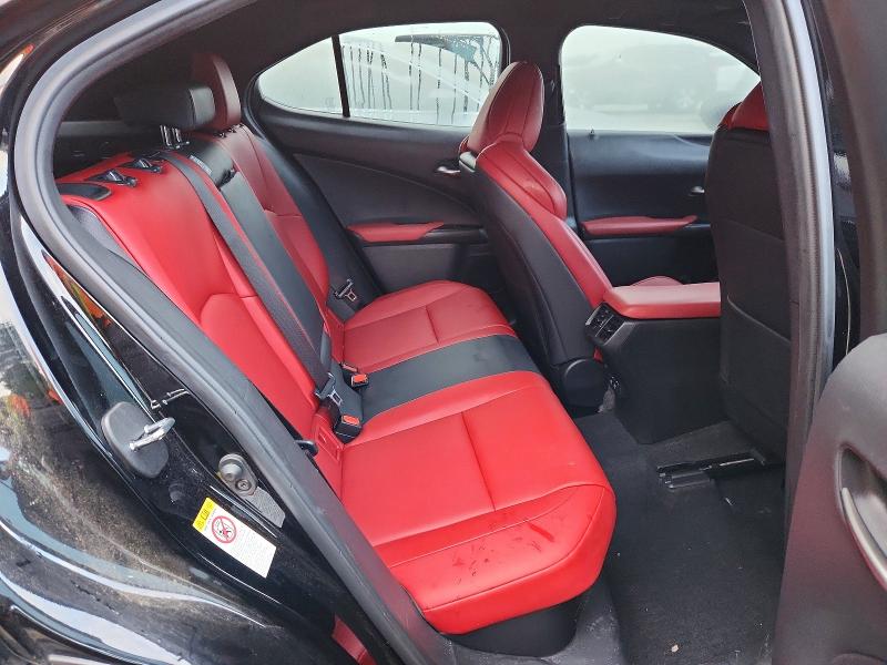 Photo 10 from auction – 2019 LEXUS UX with VIN JTHU9JBH9K2009897