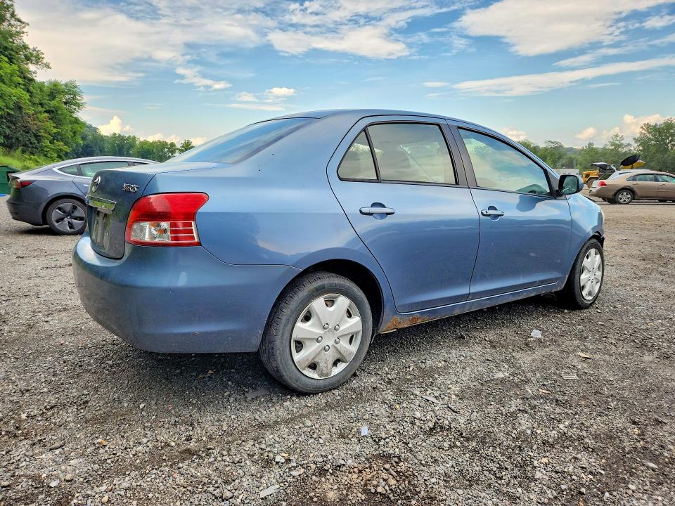 Photo 3 from auction – 2012 TOYOTA YARIS with VIN JTDBT4K33CL010989