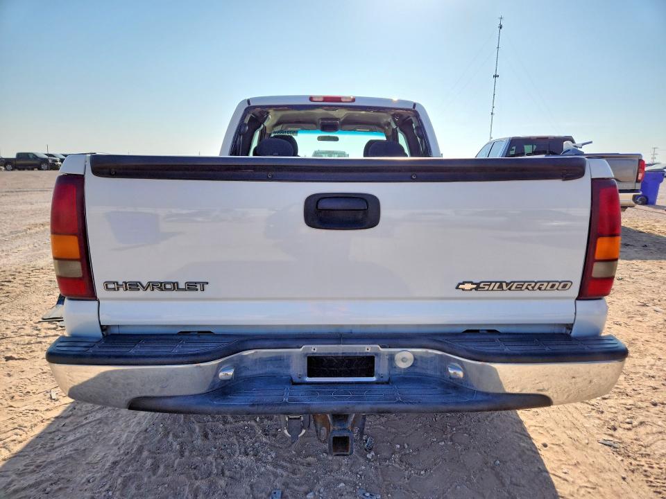 Photo 6 from auction – 2001 CHEVROLET SILVERADO with VIN 2GCEC19T211120338