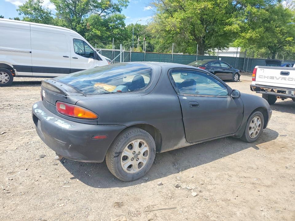 Photo 3 from auction – 1993 MAZDA MX-3 with VIN JM1EC4311P0237244