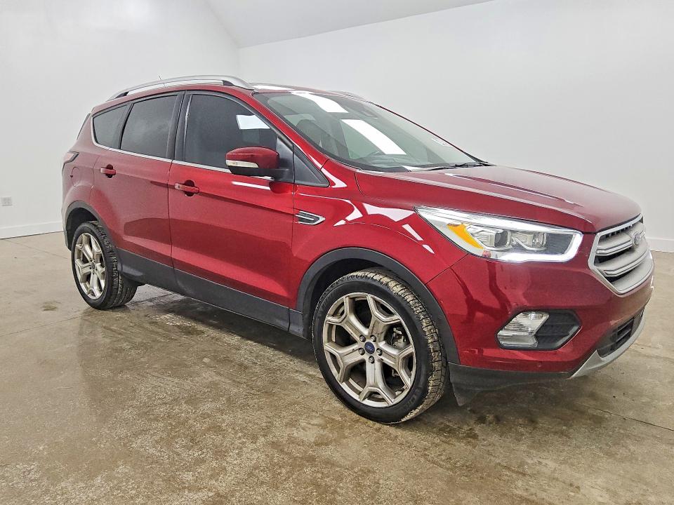 Photo 4 from auction – 2017 FORD ESCAPE with VIN 1FMCU9J93HUD84892