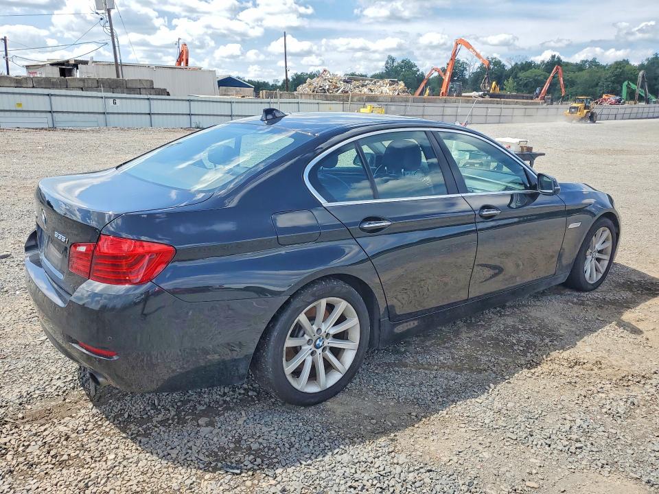 Foto 3 de la subasta – 2014 BMW 5 SERIES con VIN WBA5B3C50ED539109
