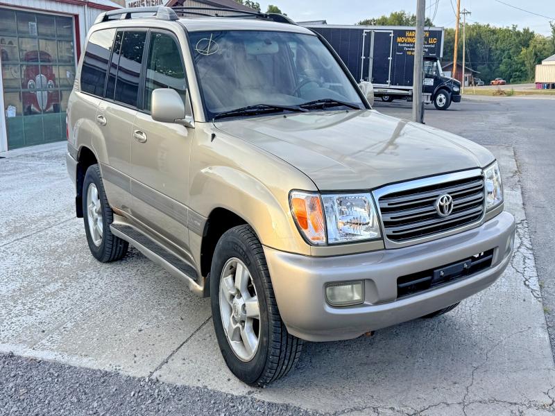 2004 TOYOTA LAND CRUISER