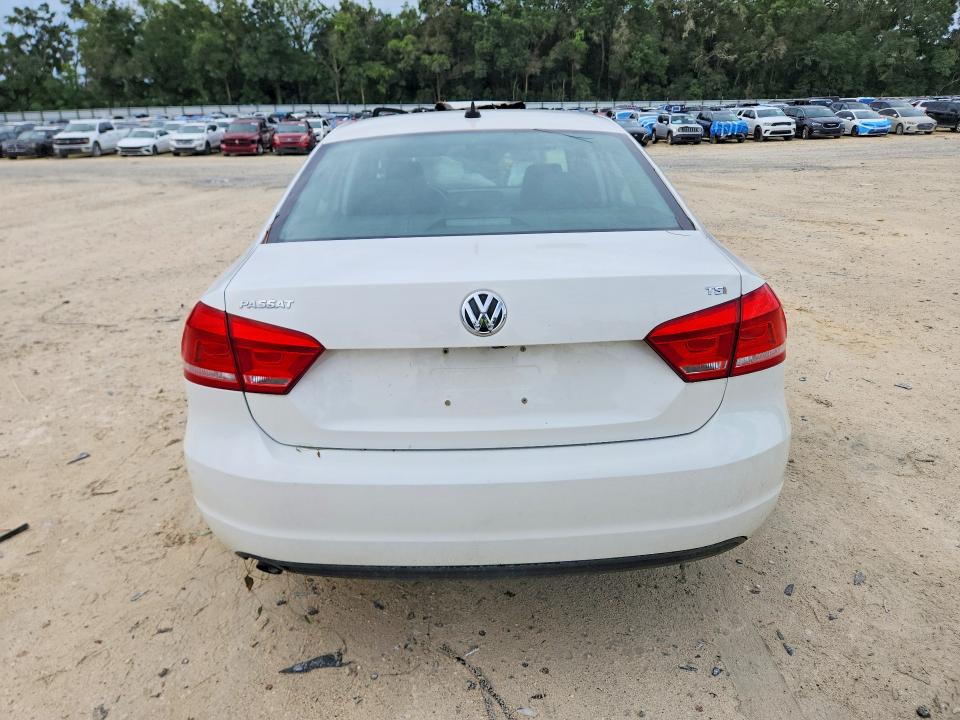 Photo 6 from auction – 2015 VOLKSWAGEN PASSAT with VIN 1VWAS7A36FC089724