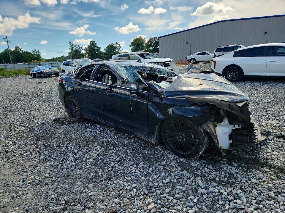 Zdjęcie 4 z aukcji – 2014 FORD FUSION z VIN 3FA6P0HD6ER190042