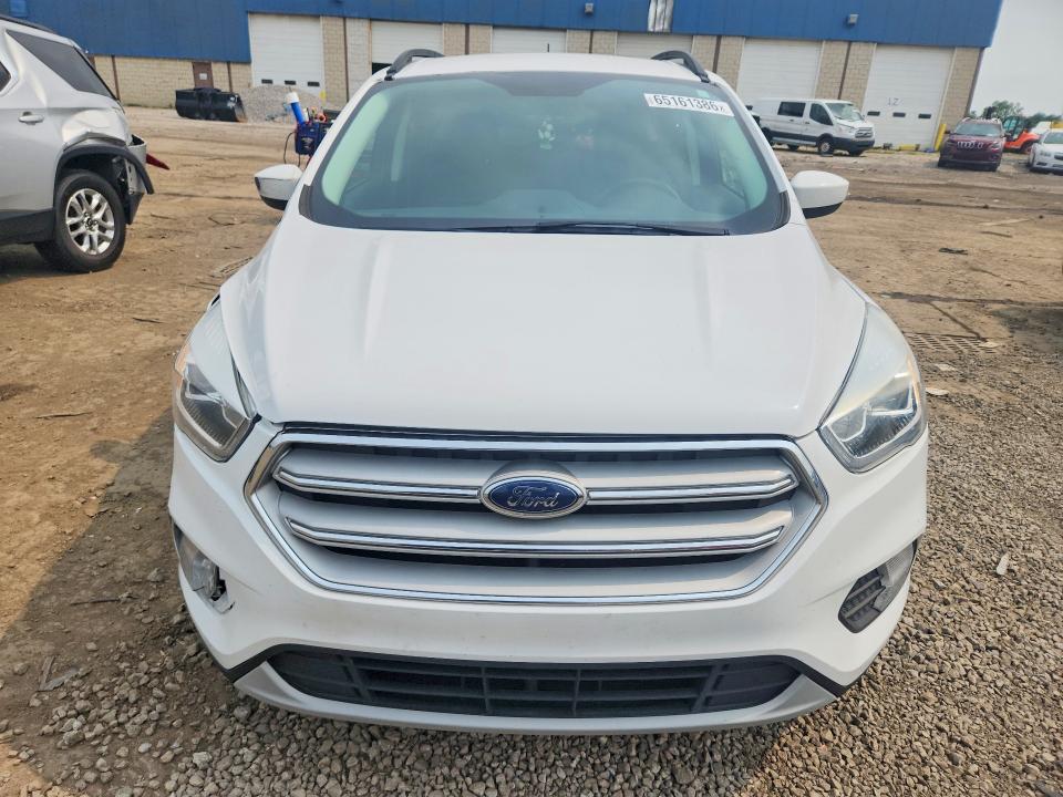 Photo 5 from auction – 2018 FORD ESCAPE with VIN 1FMCU0HD8JUA52569