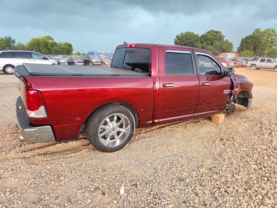 Foto 3 de la subasta – 2016 RAM 1500 con VIN 1C6RR6LT7GS179553
