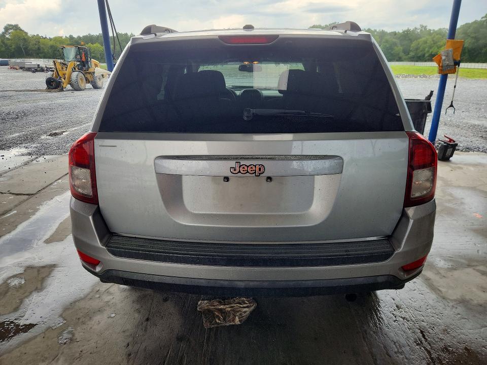 Photo 6 from auction – 2015 JEEP COMPASS with VIN 1C4NJCBB9FD192216