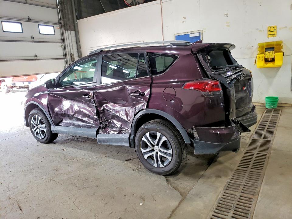 Photo 2 from auction – 2017 TOYOTA RAV4 with VIN 2T3BFREV0HW620404