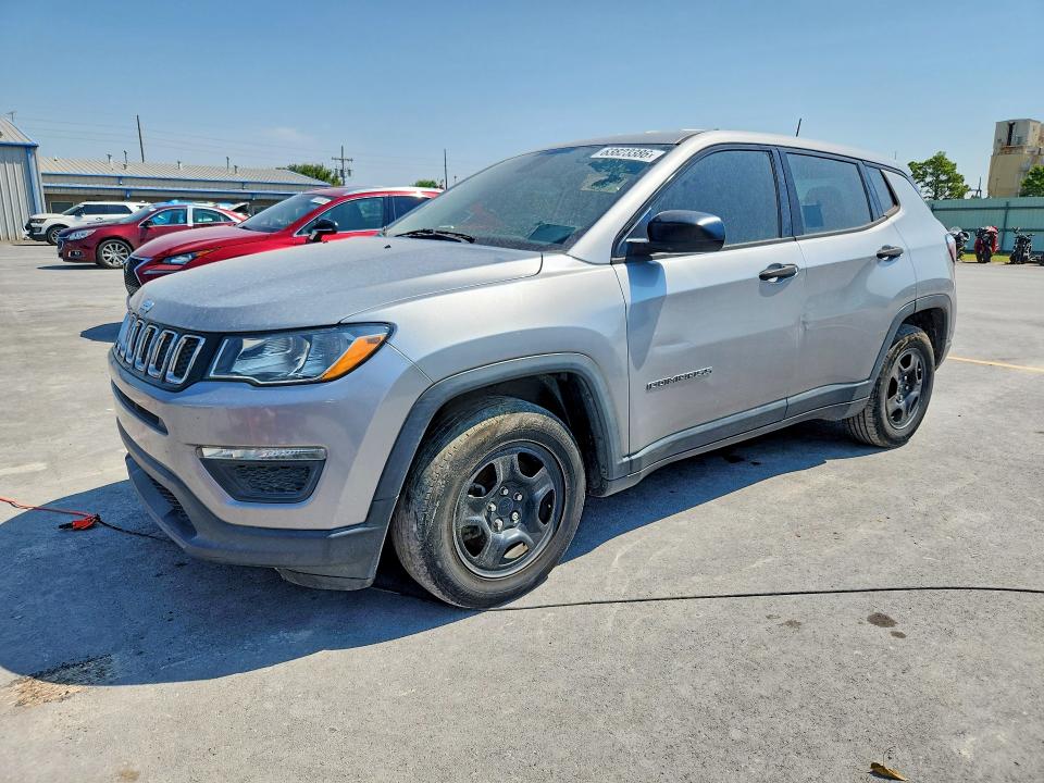 JEEP COMPASS 2019 with VIN 3C4NJCABXKT699681 - Photo from auction