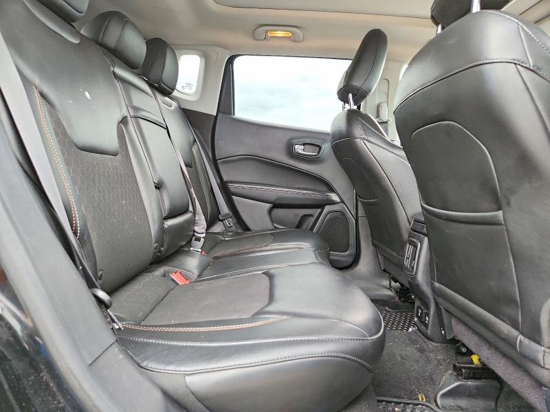 Photo 11 from auction – 2018 JEEP COMPASS with VIN 3C4NJDBB4JT354911
