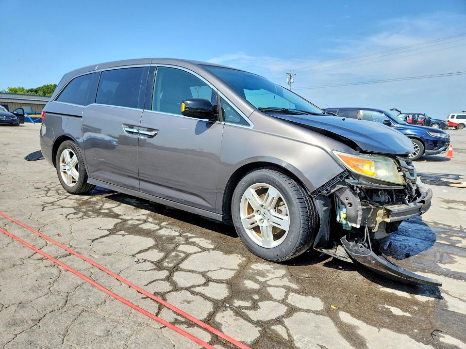 Photo 4 from auction – 2013 HONDA ODYSSEY with VIN 5FNRL5H94DB008270