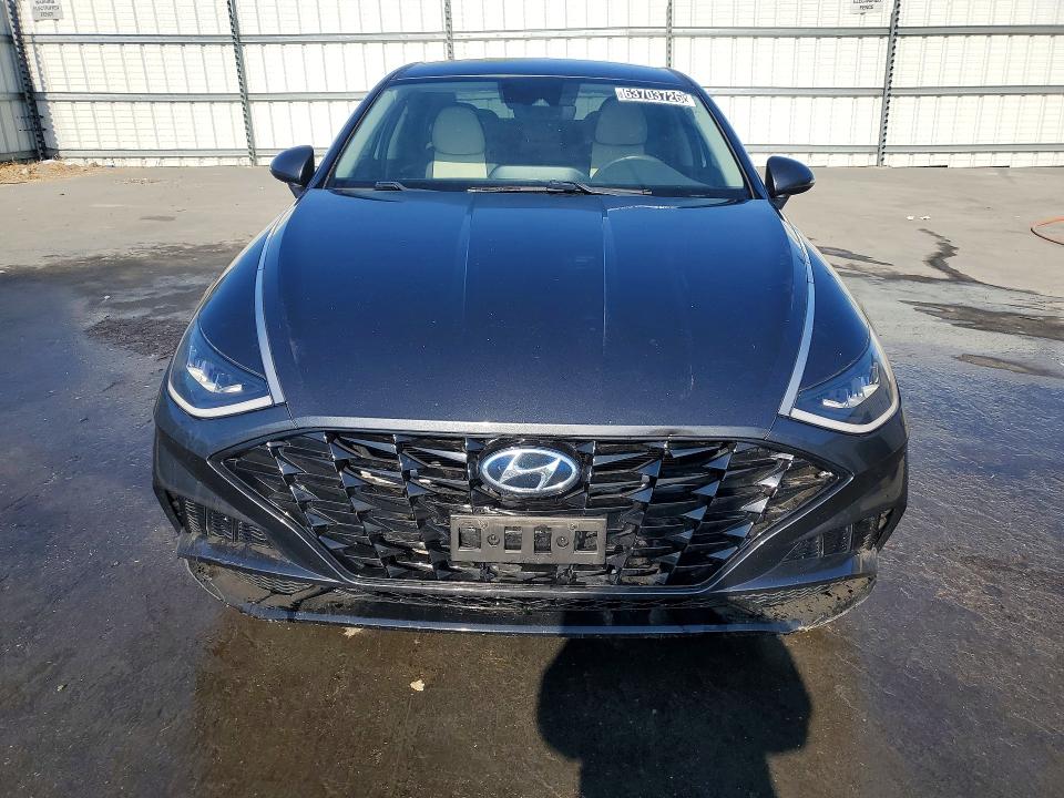 Photo 5 from auction – 2021 HYUNDAI SONATA with VIN KMHL64JA6MA145923