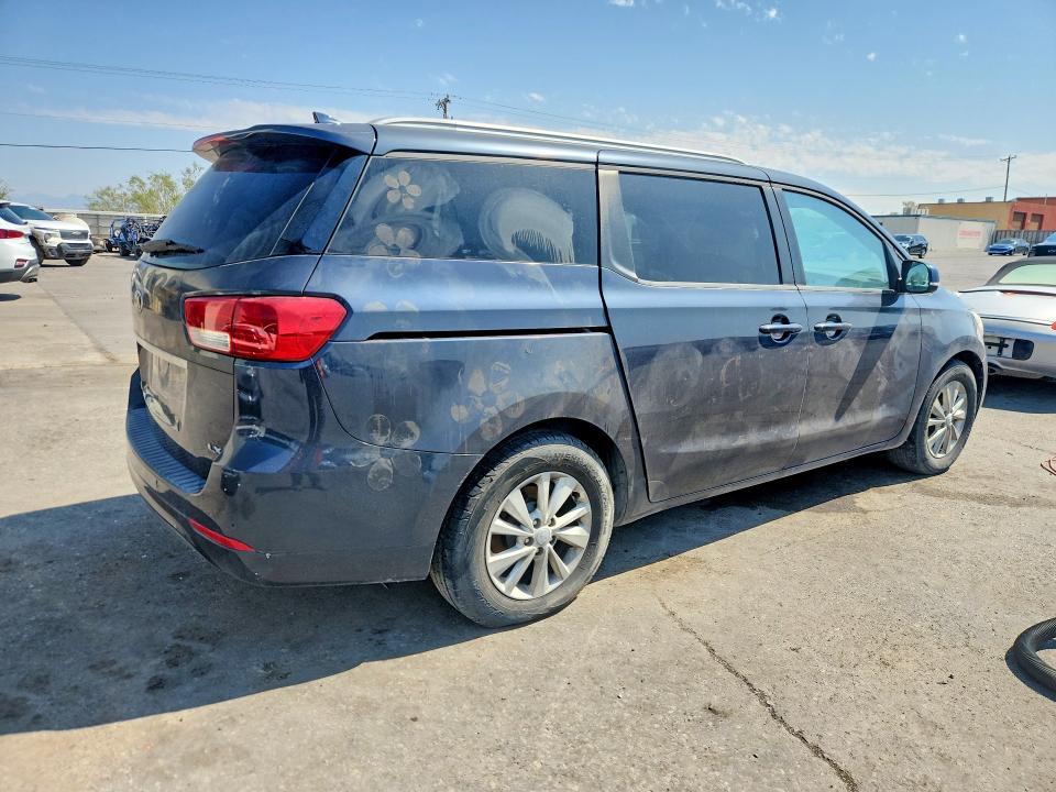 Photo 3 from auction – 2016 KIA SEDONA with VIN KNDMB5C16G6097676