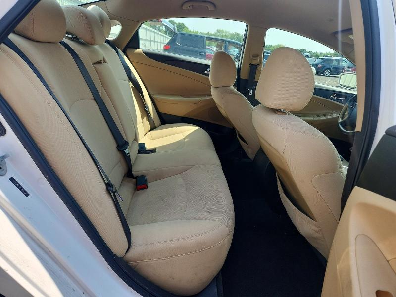 Photo 10 from auction – 2012 HYUNDAI SONATA with VIN 5NPEB4AC7CH495496