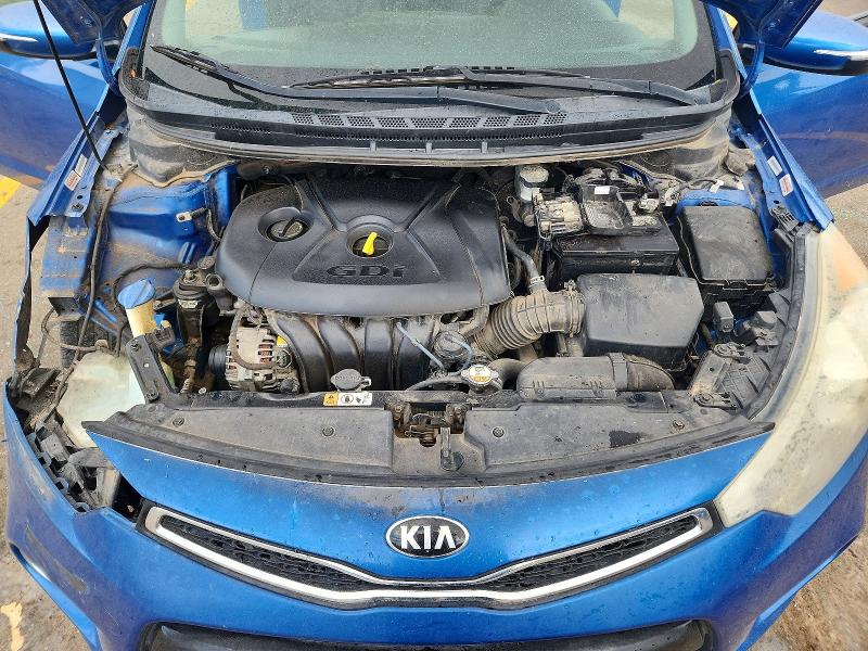 Photo 11 from auction – 2015 KIA FORTE KOUP with VIN KNAFX6A83F5371028