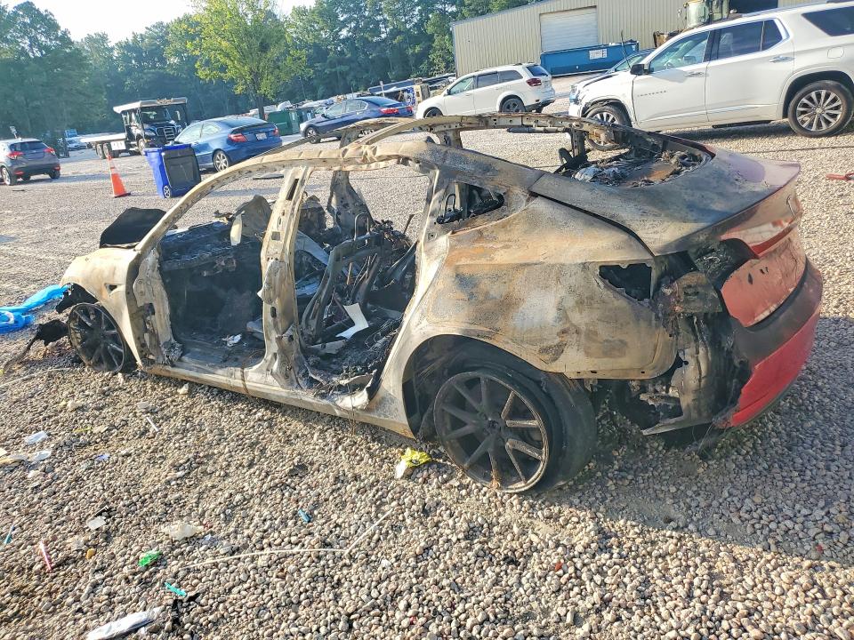 Фото 2 с аукциона – 2018 TESLA MODEL 3 с VIN 5YJ3E1EA5JF042334