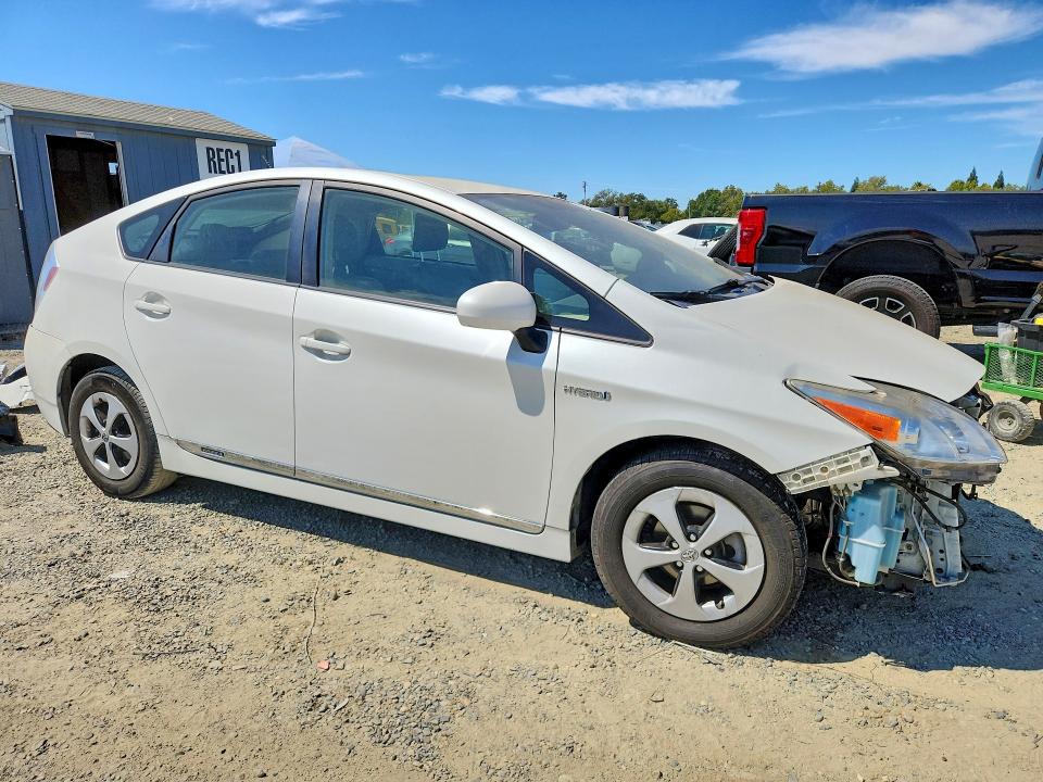 Photo 4 from auction – 2015 TOYOTA PRIUS with VIN JTDKN3DU5F0410343