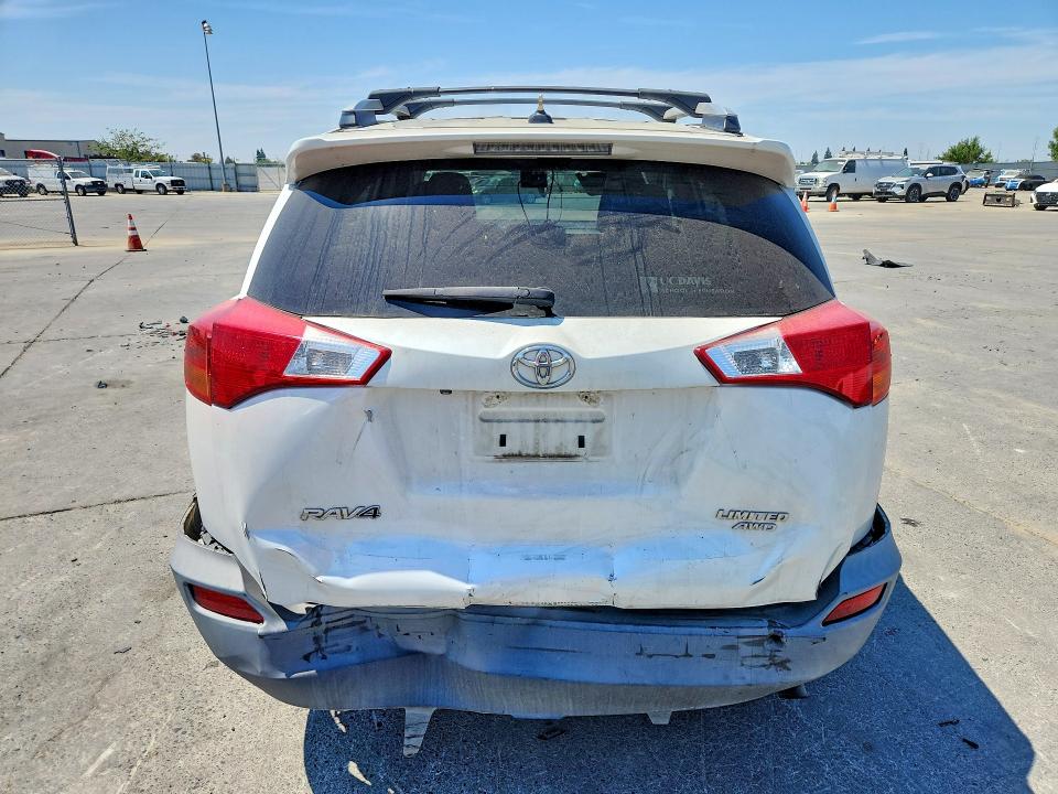 Photo 6 from auction – 2013 TOYOTA RAV4 with VIN 2T3DFREV0DW061861